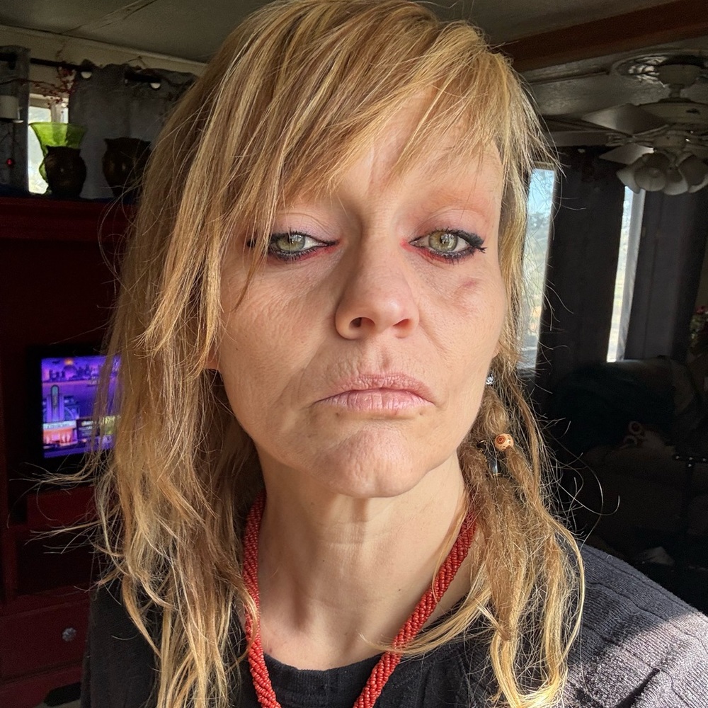 Meet your Posher, Carleta